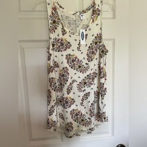 A women’s lightweight top